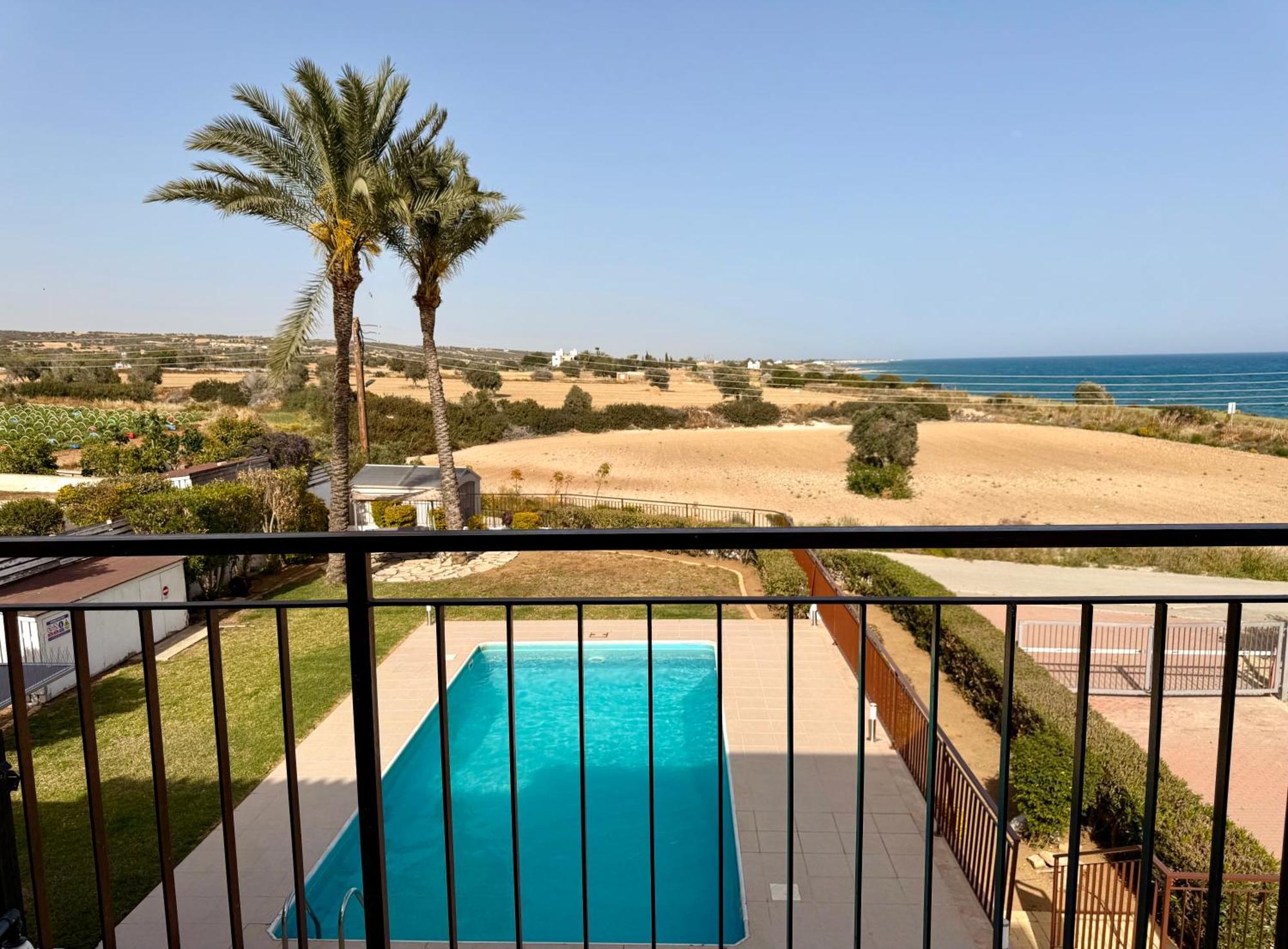 Villa Hera Agios Theodoros Extérieur photo