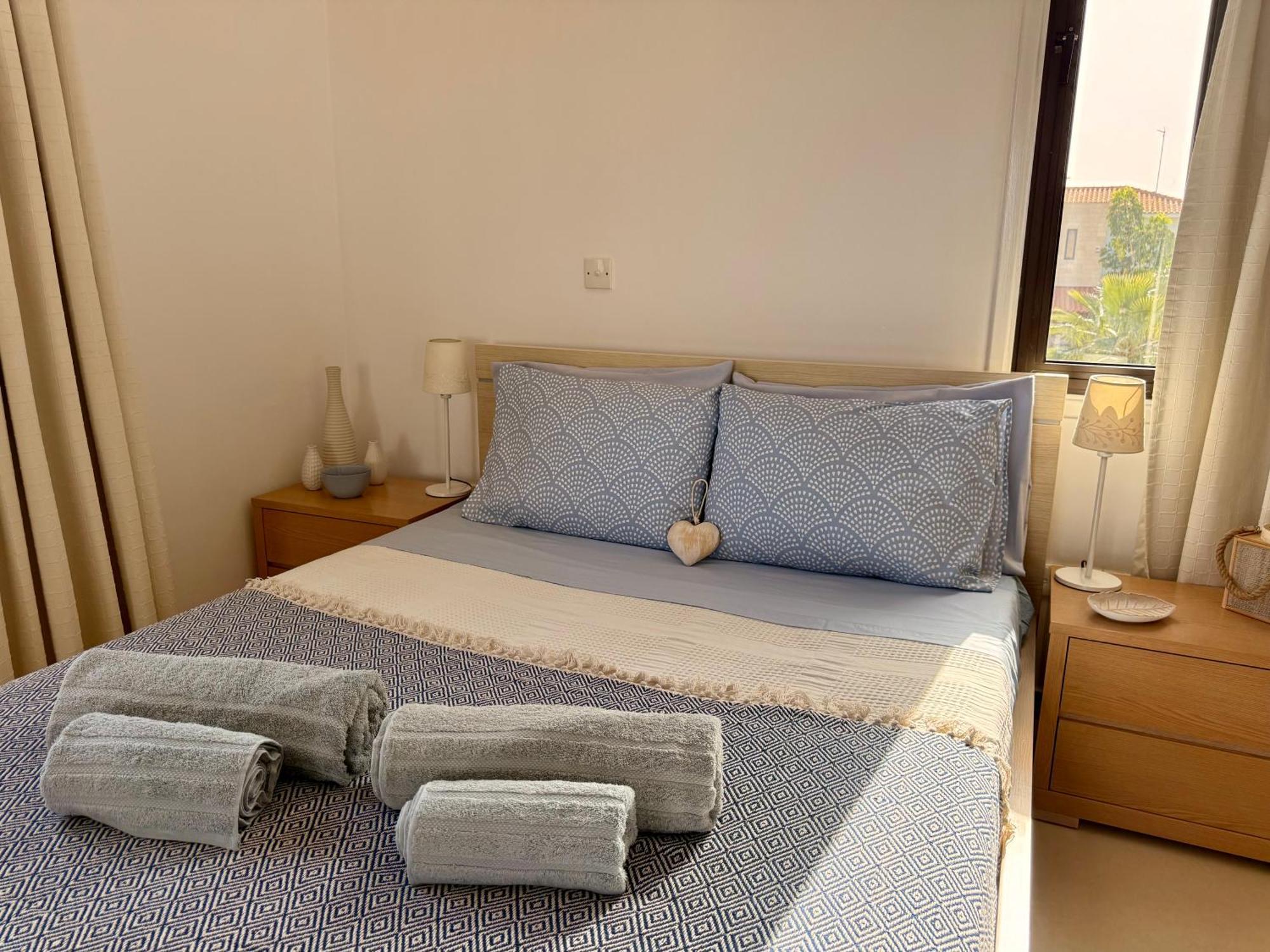 Villa Hera Agios Theodoros Extérieur photo