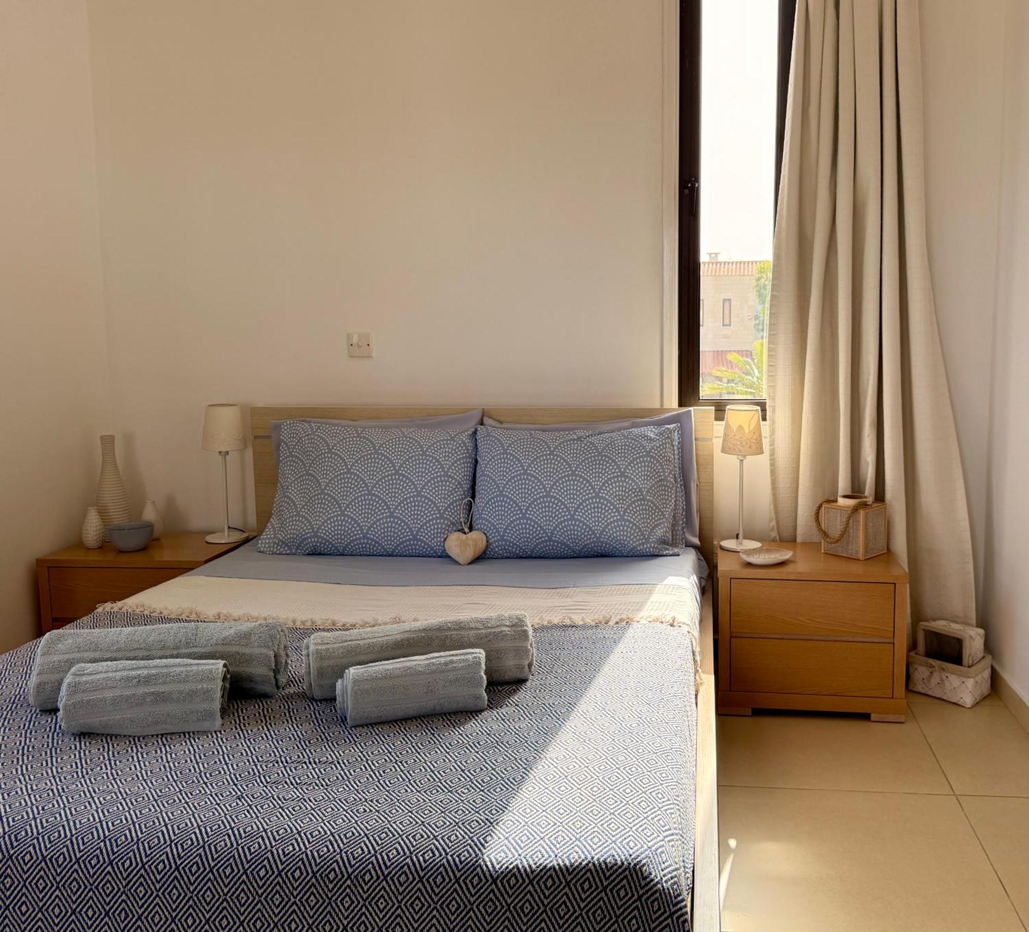 Villa Hera Agios Theodoros Extérieur photo