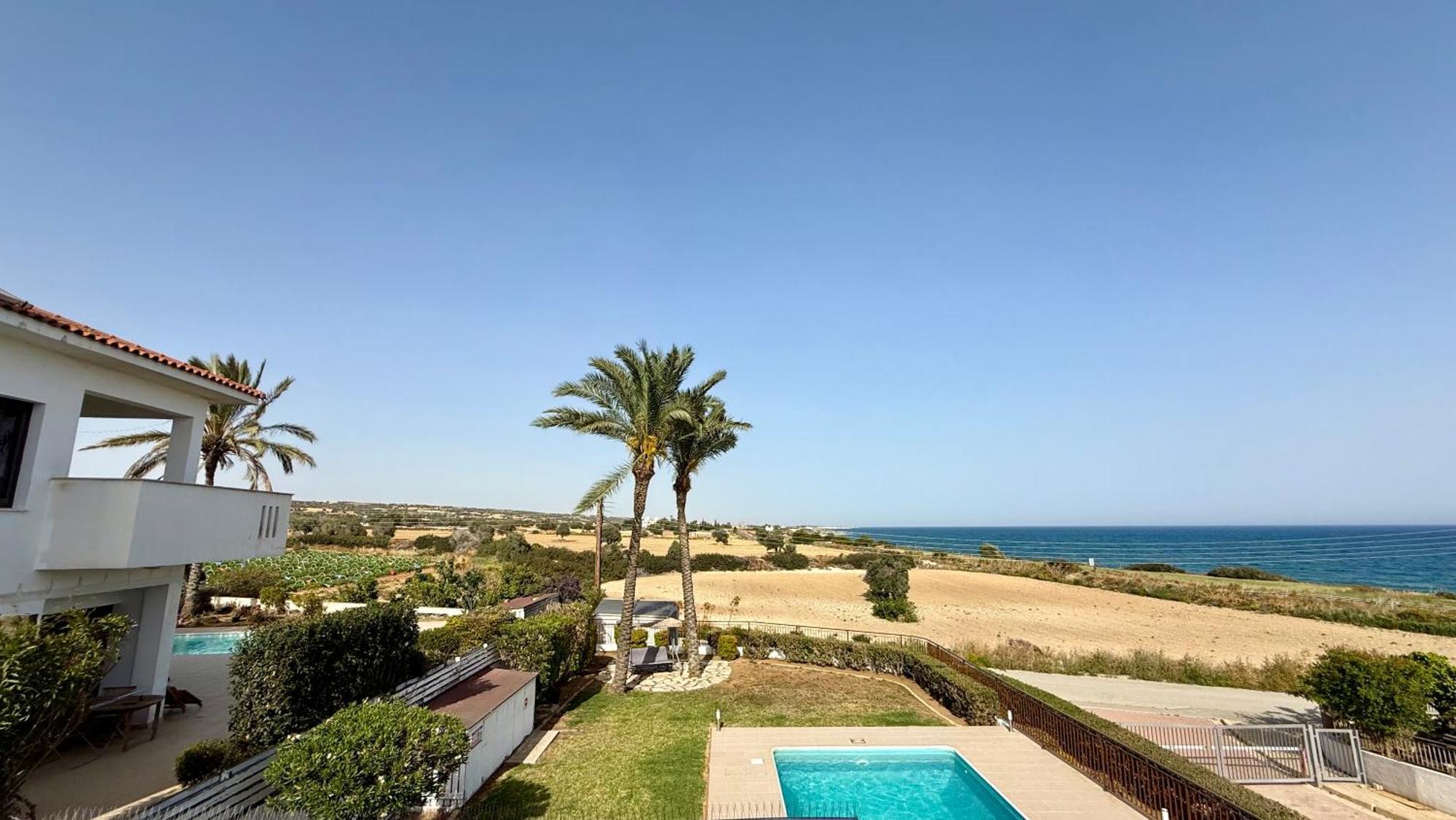Villa Hera Agios Theodoros Extérieur photo